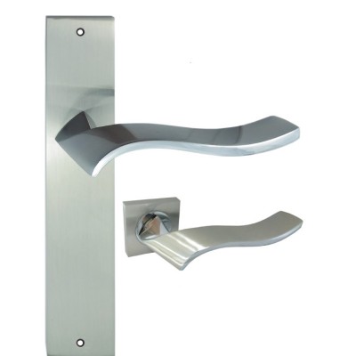 Juego manivela con o sin placa maneta puerta acabado bicolor